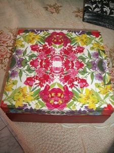 Caixa Decorada - Estampa Floral Red
